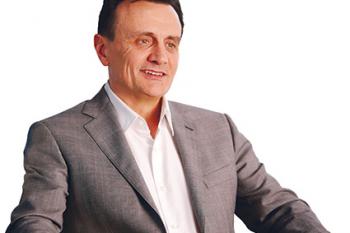 AstraZeneca setzt Impfstoffstudie aus