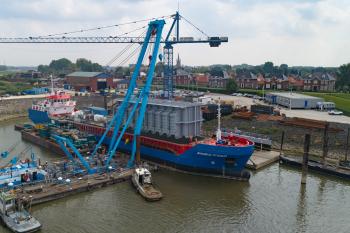 HGK Shipping Group: Liquid Coaster für Covestro unterwegs