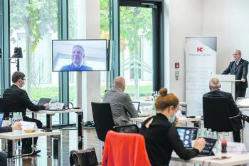 Chemieindustrie ist Partner von Bildung.digital in Hessen